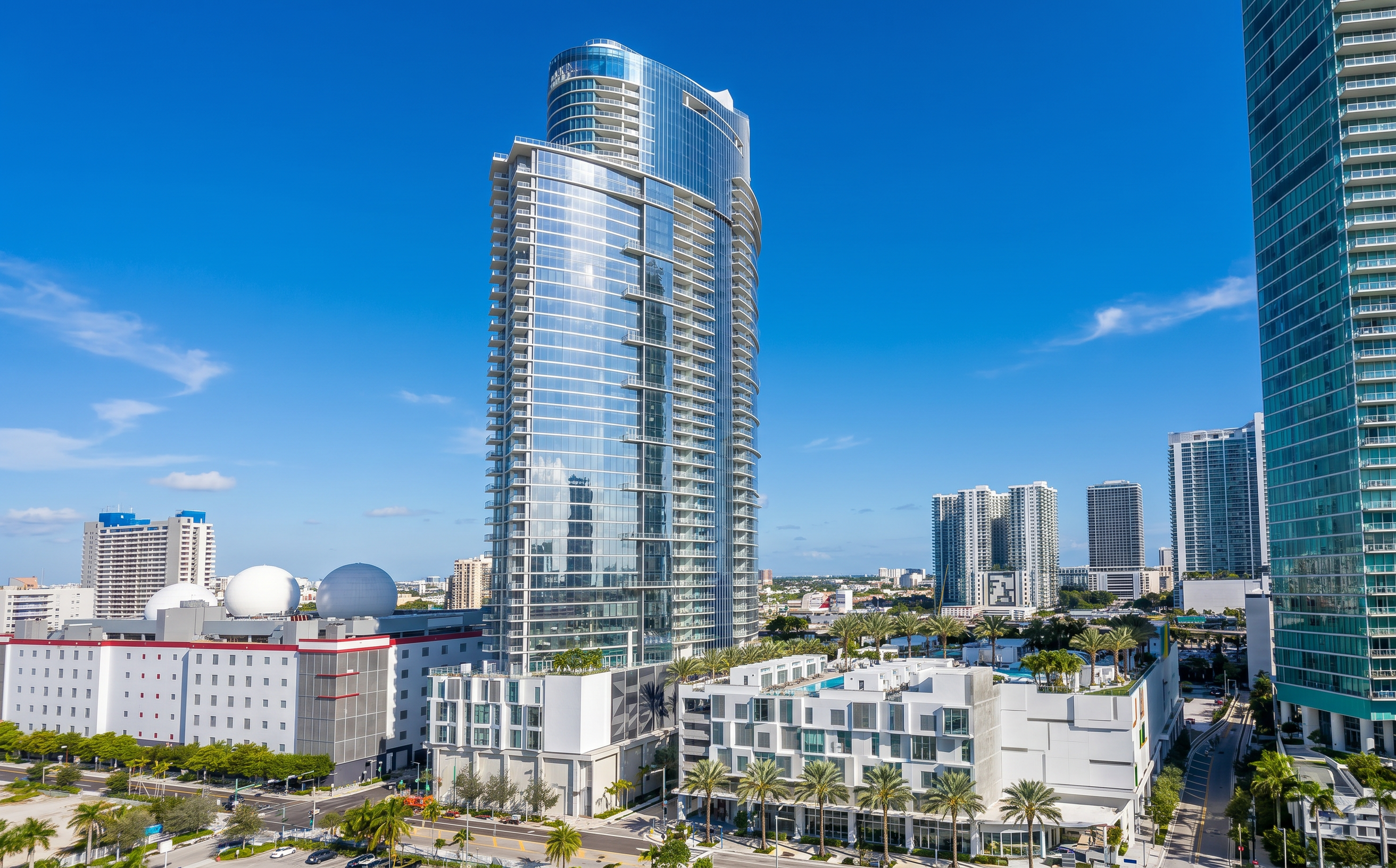 Paramount Miami Worldcenter — Miami